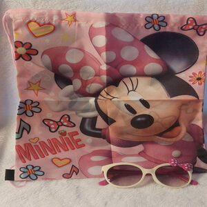 Girls Disney Minnie Mouse Pink & White Sunglasses and pink drawstring bag